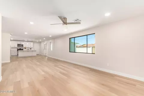 4548 N 53rd Dr, Phoenix, AZ 85031 photo 8