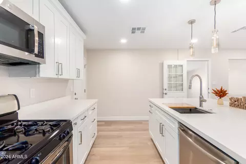 4548 N 53rd Dr, Phoenix, AZ 85031 photo 13