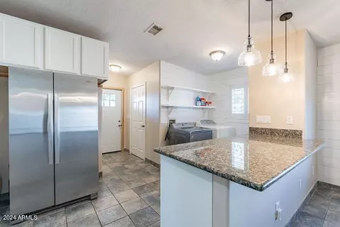 702 E Dana Ave, Mesa, AZ 85204 photo 14