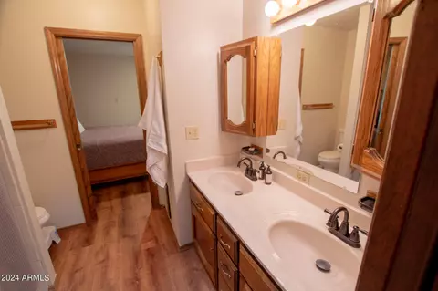 Bath - 193 E Saddle Mountain Rd, Payson, AZ 85541 photo 1 of 3