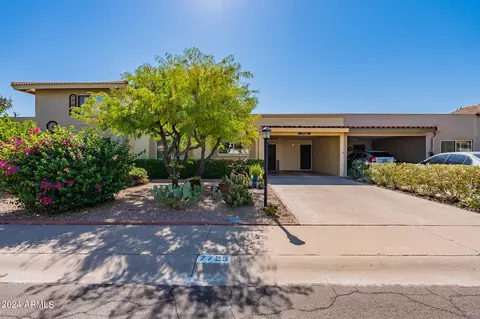 7725 E Hazelwood St, Scottsdale, AZ 85251