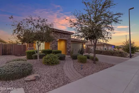 7738 S Reseda St, Gilbert, AZ 85298 photo 2