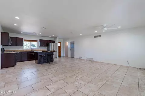 4247 E Cambridge Ave, Phoenix, AZ 85008 photo 8