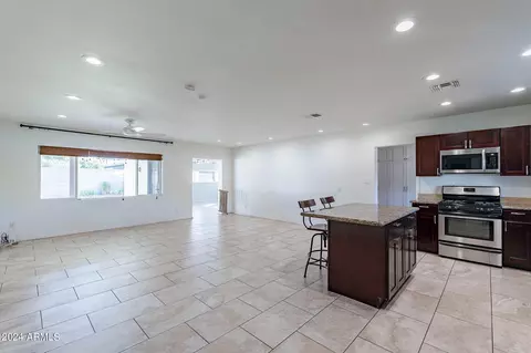 4247 E Cambridge Ave, Phoenix, AZ 85008 photo 7