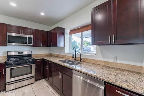 4247 E Cambridge Ave, Phoenix, AZ 85008 photo 6