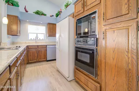 4202 E Tano St, Phoenix, AZ 85044 photo 17