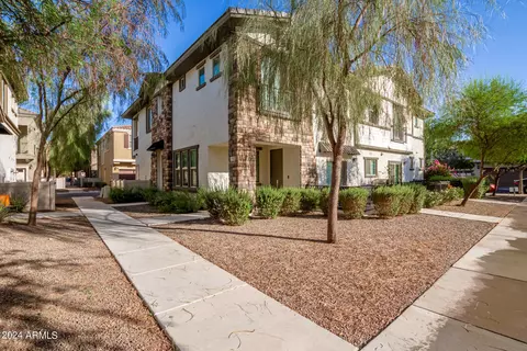 2780 S Equestrian Dr #103, Gilbert, AZ 85295