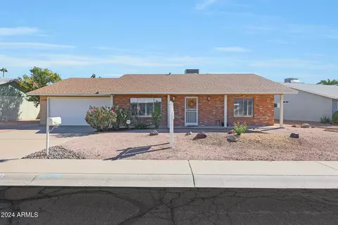 11235 S Shoshoni Dr, Phoenix, AZ 85044