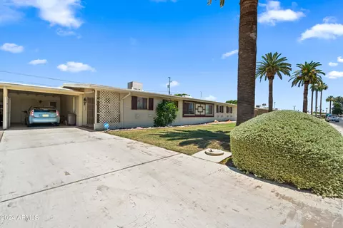 11038 W Windsor Dr, Sun City, AZ 85351
