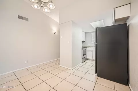 7014 N 68th Ave, Glendale, AZ 85303 photo 11