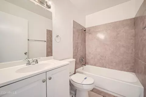 7014 N 68th Ave, Glendale, AZ 85303 photo 15