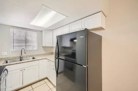 7014 N 68th Ave, Glendale, AZ 85303 photo 9