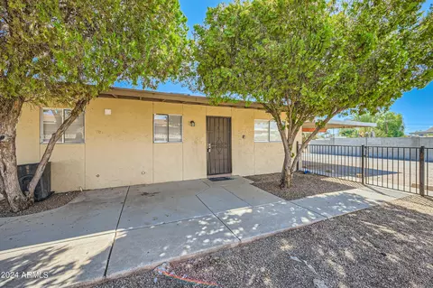 7014 N 68th Ave, Glendale, AZ 85303