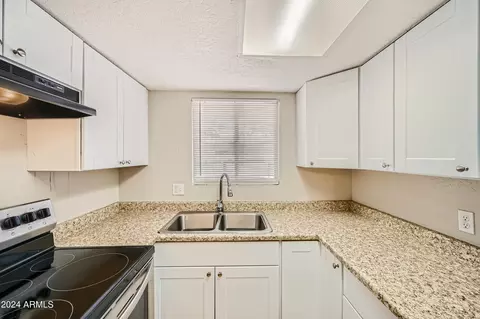 7014 N 68th Ave, Glendale, AZ 85303 photo 7