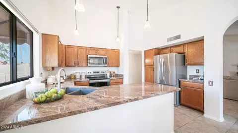1127 E Stephens Dr, Tempe, AZ 85283 photo 2