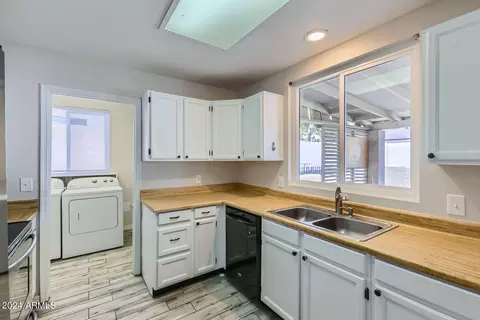 1338 E Utopia Rd, Phoenix, AZ 85024 photo 9