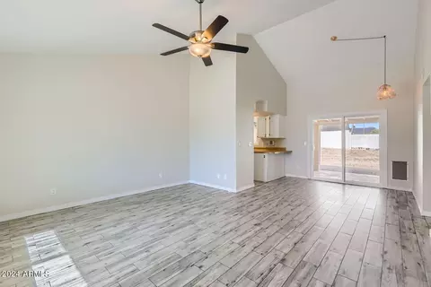 1338 E Utopia Rd, Phoenix, AZ 85024 photo 4
