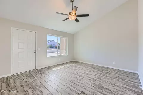 1338 E Utopia Rd, Phoenix, AZ 85024 photo 3