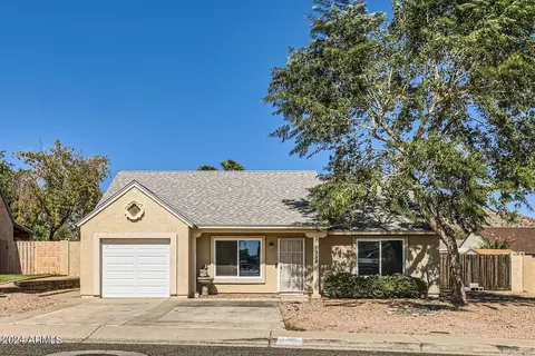 1338 E Utopia Rd, Phoenix, AZ 85024
