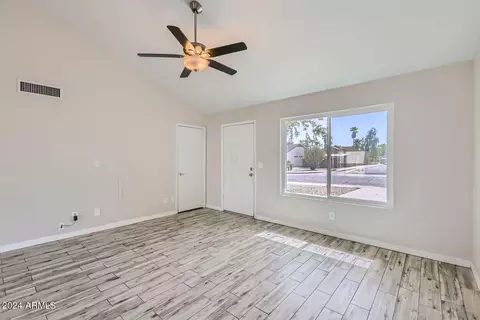 1338 E Utopia Rd, Phoenix, AZ 85024 photo 5
