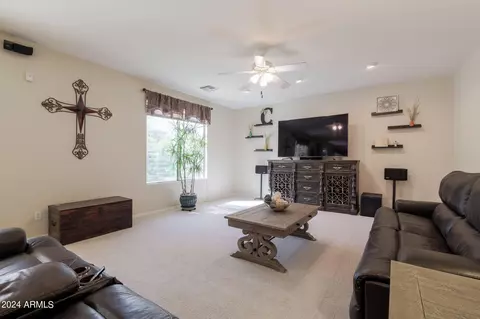885 E Tyson Ct, Gilbert, AZ 85295 photo 14