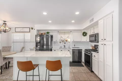 630 E Cathy Dr, Gilbert, AZ 85296 photo 6