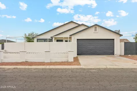 11118 W Loma Vista Dr, Arizona City, AZ 85123