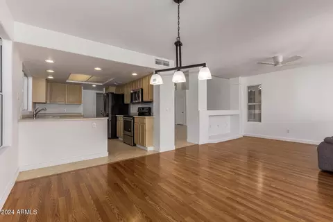 3934 E Morrow Dr, Phoenix, AZ 85050 photo 13
