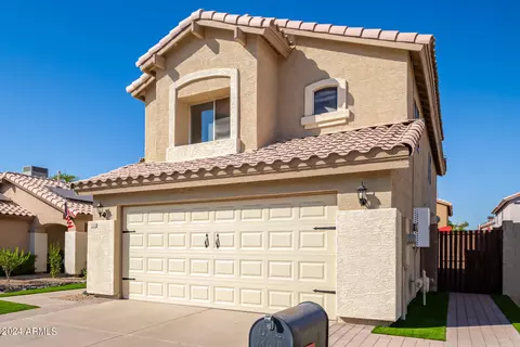 3934 E Morrow Dr, Phoenix, AZ 85050 photo 6