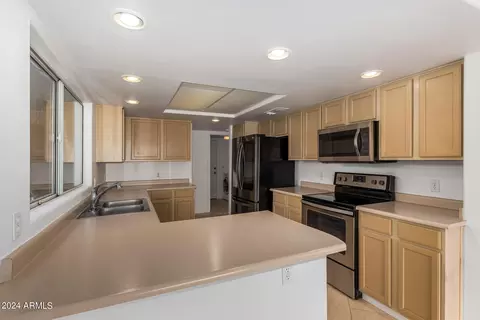 3934 E Morrow Dr, Phoenix, AZ 85050 photo 15