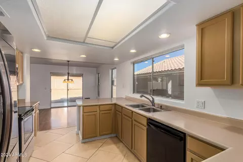 3934 E Morrow Dr, Phoenix, AZ 85050 photo 17