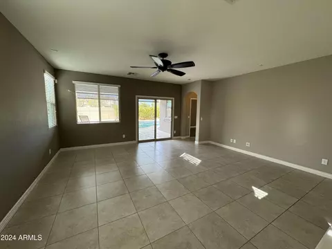 23302 N 40th Pl, Phoenix, AZ 85050 photo 9