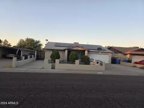 4330 W Mescal St, Glendale, AZ 85304