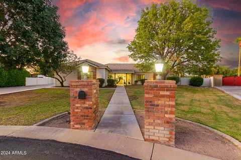 3768 E Aspen Ct, Gilbert, AZ 85234 photo 2
