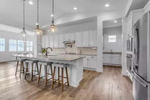 9945 E Strobe Ave, Mesa, AZ 85212 photo 4