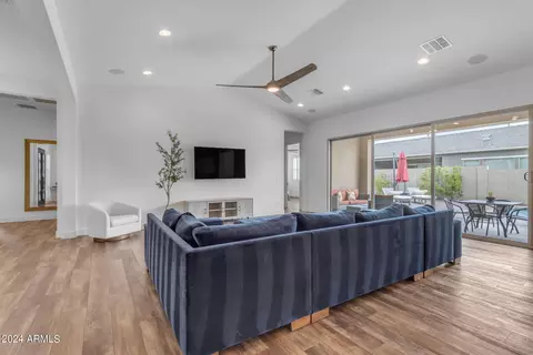 9945 E Strobe Ave, Mesa, AZ 85212 photo 6