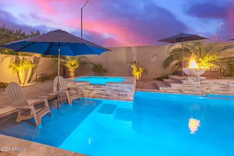 Exterior - 28615 N 66th Ave, Phoenix, AZ 85083 photo 14 of 29