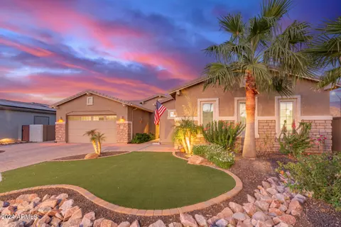 Exterior - 28615 N 66th Ave, Phoenix, AZ 85083 photo 5 of 29