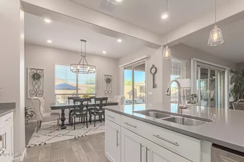 Kitchen - 28615 N 66th Ave, Phoenix, AZ 85083 photo 5 of 10
