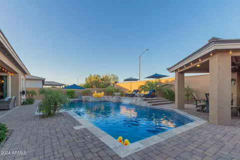 Exterior - 28615 N 66th Ave, Phoenix, AZ 85083 photo 24 of 29