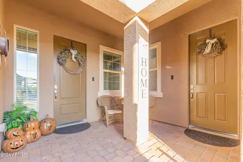Exterior - 28615 N 66th Ave, Phoenix, AZ 85083 photo 9 of 29