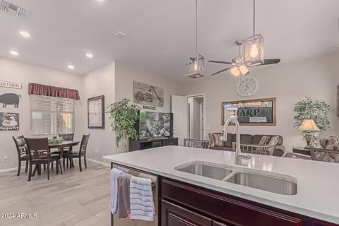 Kitchen - 28615 N 66th Ave, Phoenix, AZ 85083 photo 10 of 10