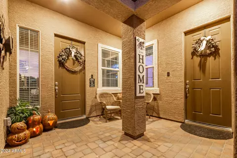 Exterior - 28615 N 66th Ave, Phoenix, AZ 85083 photo 6 of 29