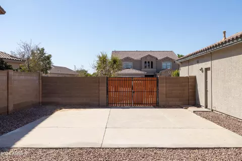 Exterior - 2806 E Tina Ln, Gilbert, AZ 85298 photo 22 of 25