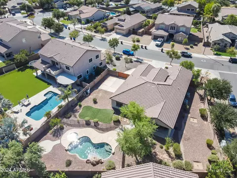View/Area - 2806 E Tina Ln, Gilbert, AZ 85298 photo 2 of 15
