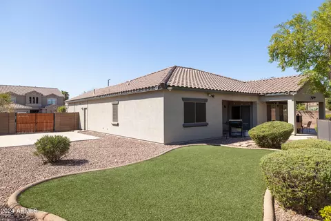 Exterior - 2806 E Tina Ln, Gilbert, AZ 85298 photo 20 of 25