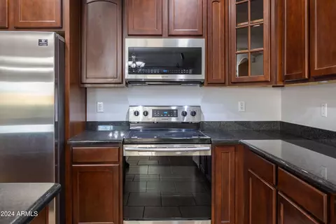 Kitchen - 2806 E Tina Ln, Gilbert, AZ 85298 photo 6 of 6