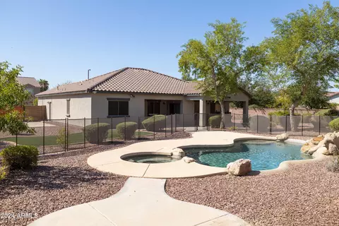 Exterior - 2806 E Tina Ln, Gilbert, AZ 85298 photo 11 of 25