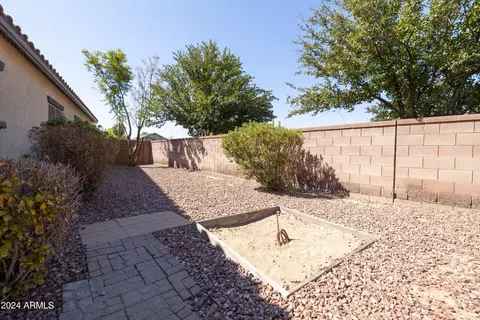 Exterior - 2806 E Tina Ln, Gilbert, AZ 85298 photo 17 of 25