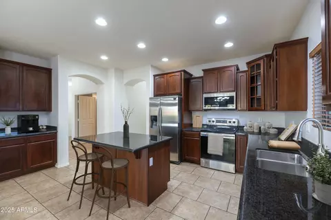 Kitchen - 2806 E Tina Ln, Gilbert, AZ 85298 photo 1 of 6